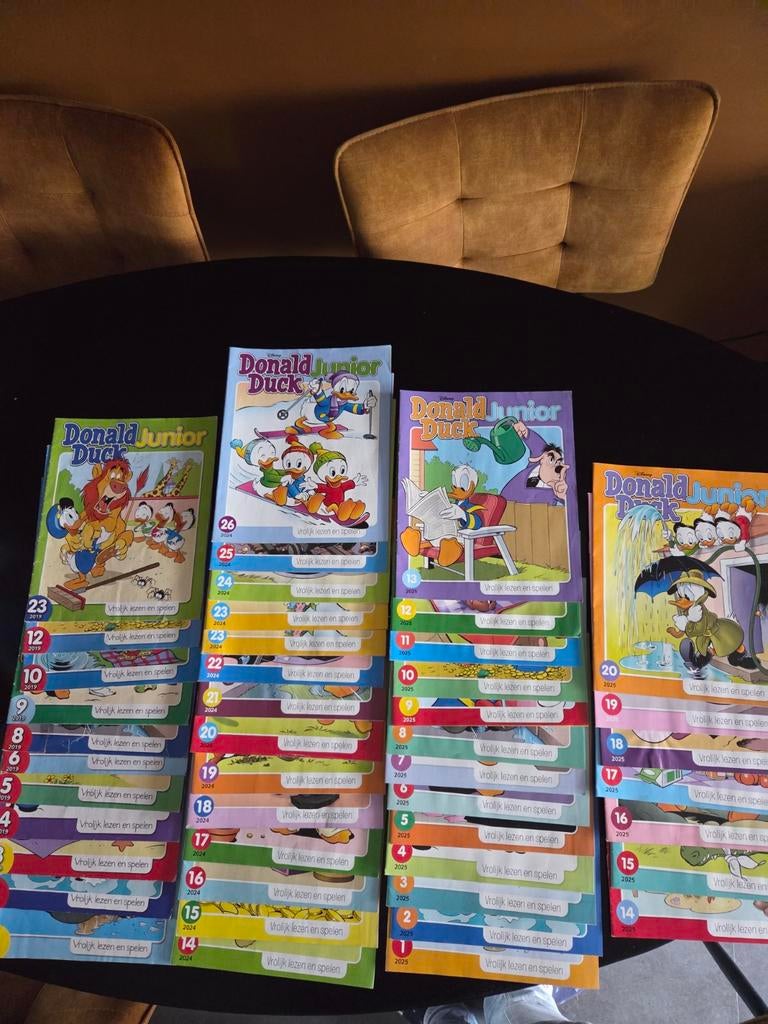 45x Donald Duck junior, Meerdere stripboeken, Ophalen of Verzenden, Gelezen