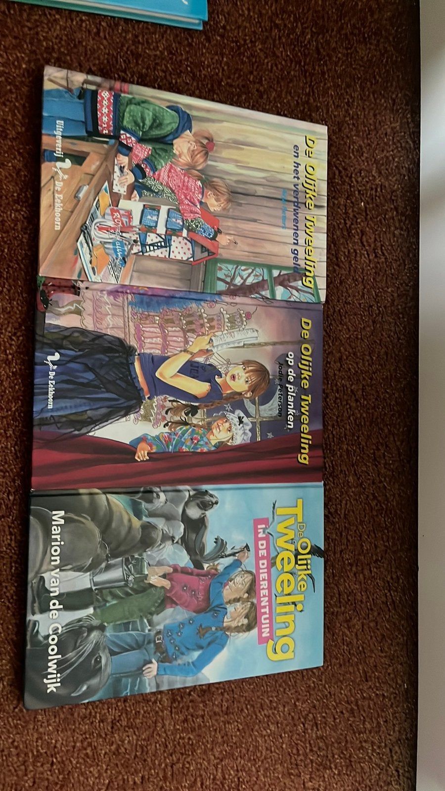Olijke tweeling boeken, Boeken, Kinderboeken | Jeugd | 10 tot 12 jaar, Ophalen of Verzenden, Zo goed als nieuw