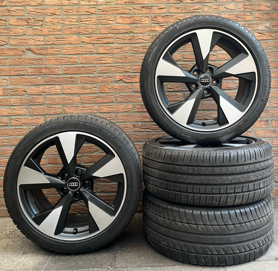 Orginele Audi A4 B9 18 inch Velgen 5x112, Auto-onderdelen, Banden en Velgen, Ophalen, 18 inch, Banden en Velgen, Personenwagen