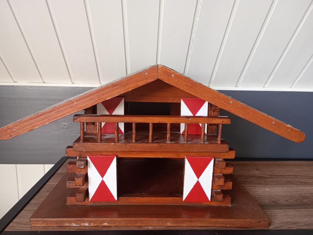 Leuk bos huisje, Ophalen, Zo goed als nieuw