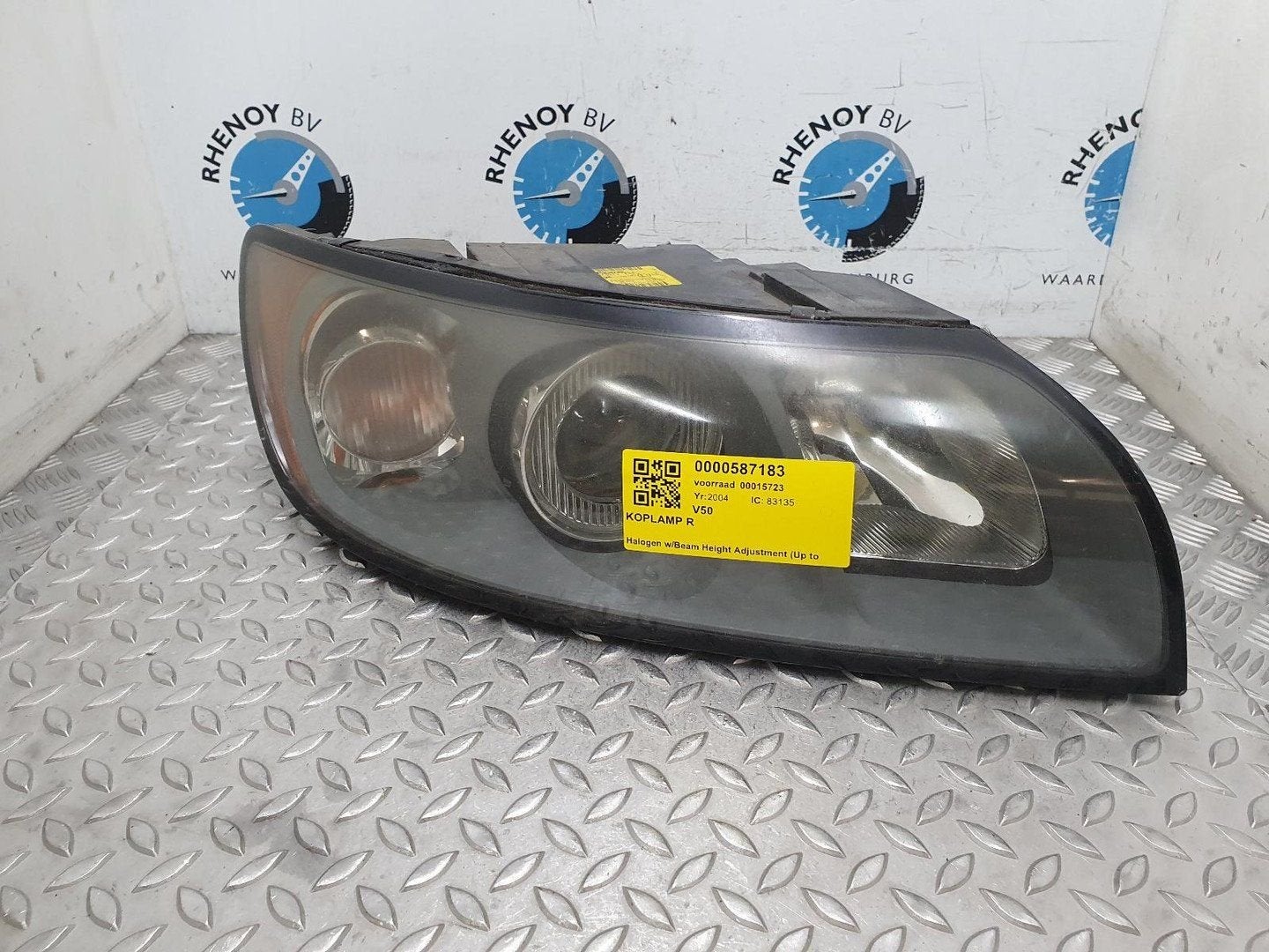 VOLVO V50 2.4 MOMENTUM  KOPLAMP R 2004, Ophalen of Verzenden, Gebruikt, Stiba lid