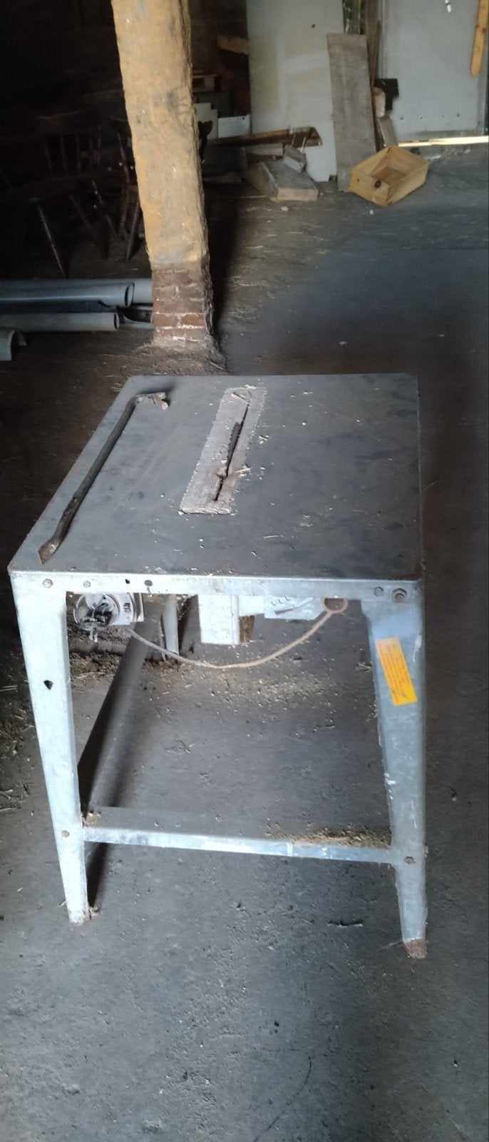 zaag tafel gebruikt, Doe-het-zelf en Verbouw, Werkbanken, Ophalen, Gebruikt