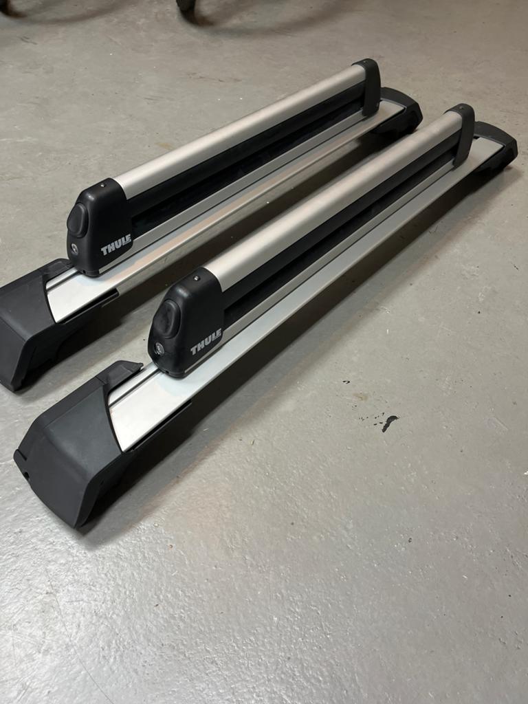 Thule Deluxe Ski Klemmen met T-Groef Montage, Auto diversen, Dakdragers, Ophalen, Zo goed als nieuw