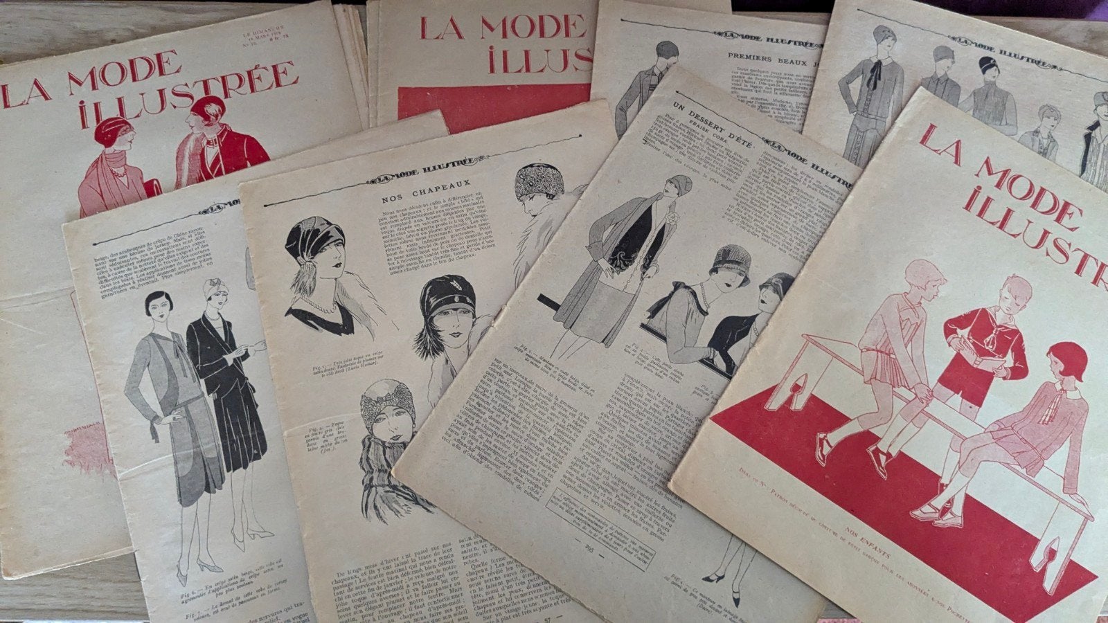 Antieke Franse mode kranten jaren 20 junk journal, Ophalen, Gebruikt