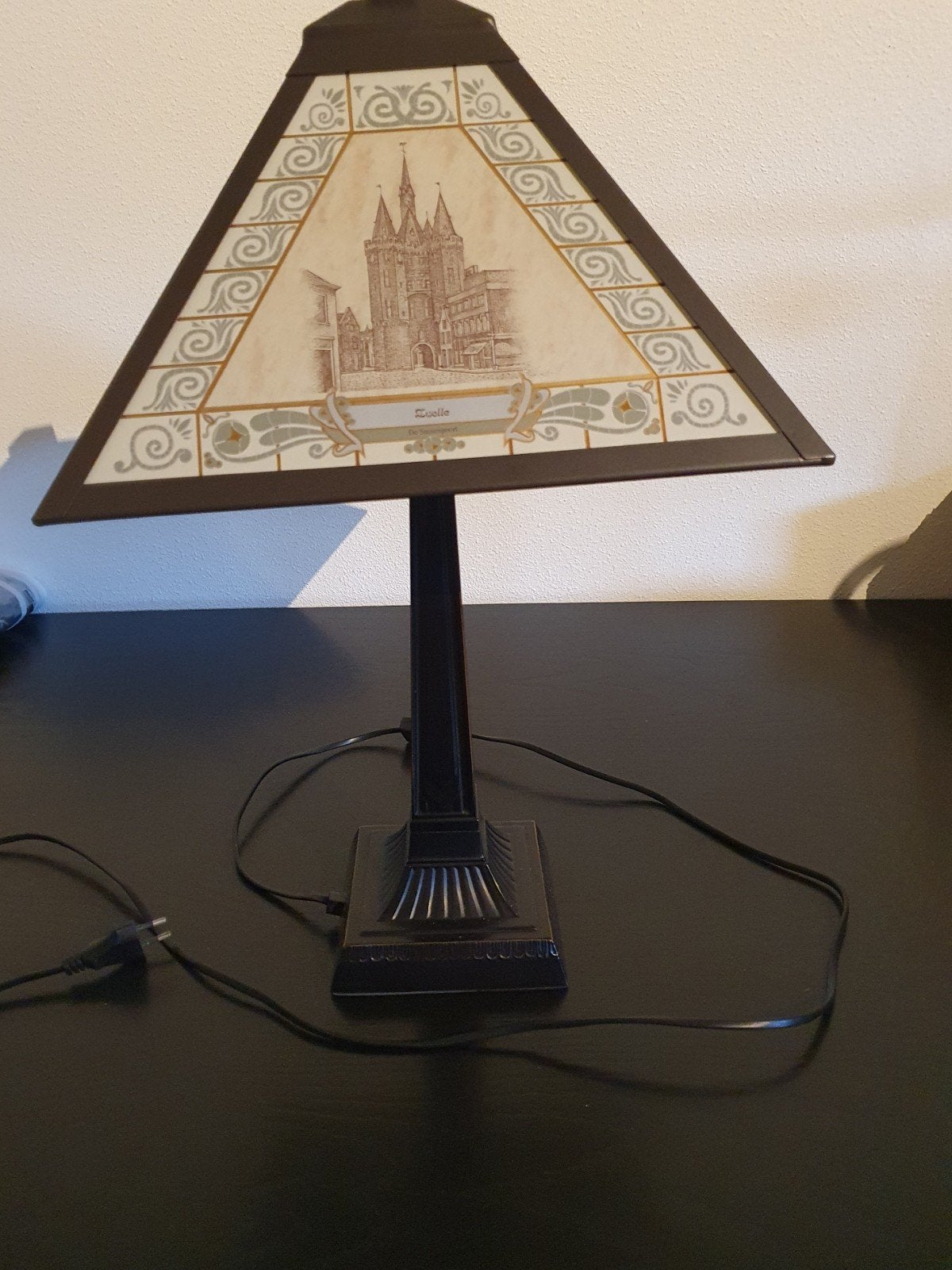 Schemerlamp met portretten Zwolle, 57 cm, Zo goed als nieuw, Met kap, Glas
