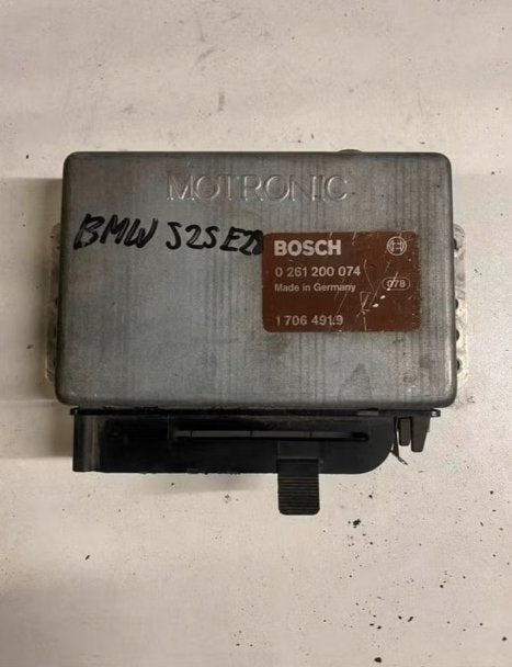 Bmw 525e (E28) 2.7i (M20B27) 0261200074 Ecu, Ophalen of Verzenden