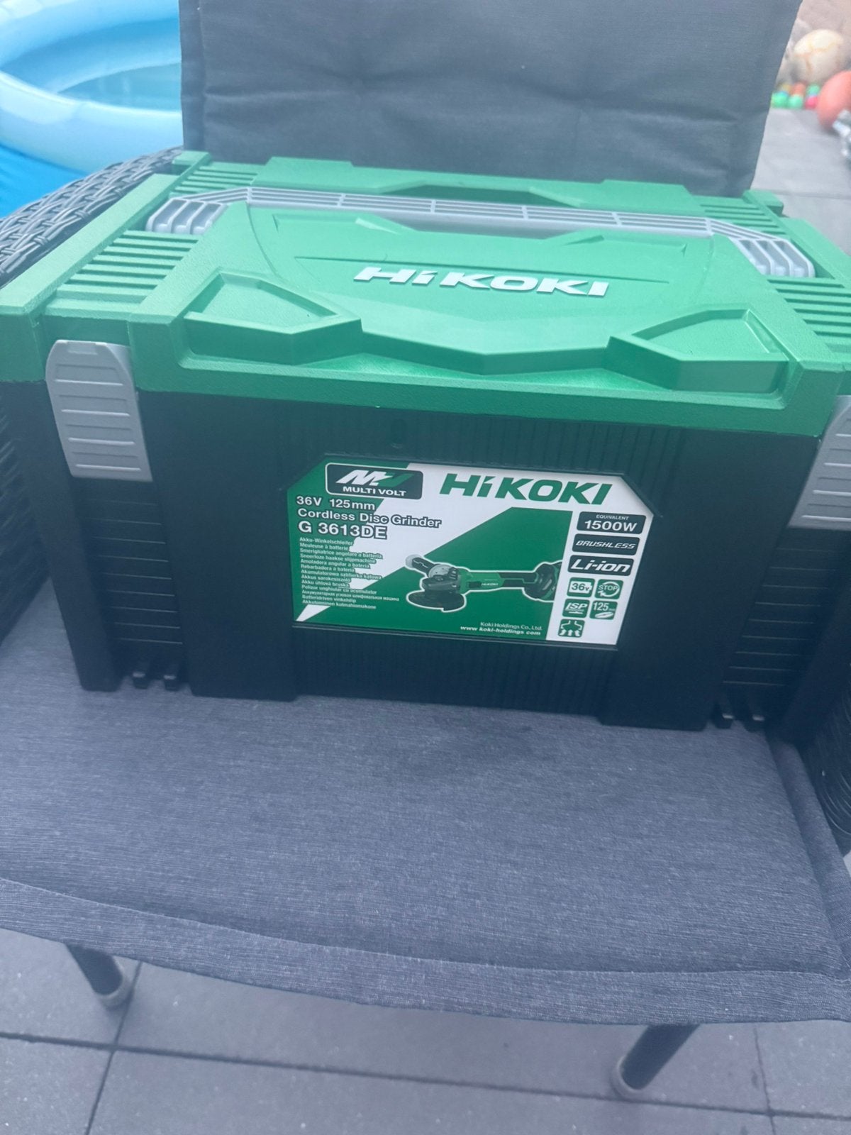 nieuw hikoki slijptol  met  2 accu en lader, Ophalen of Verzenden, Nieuw, Minder dan 700 watt, Haakse handslijpmachine