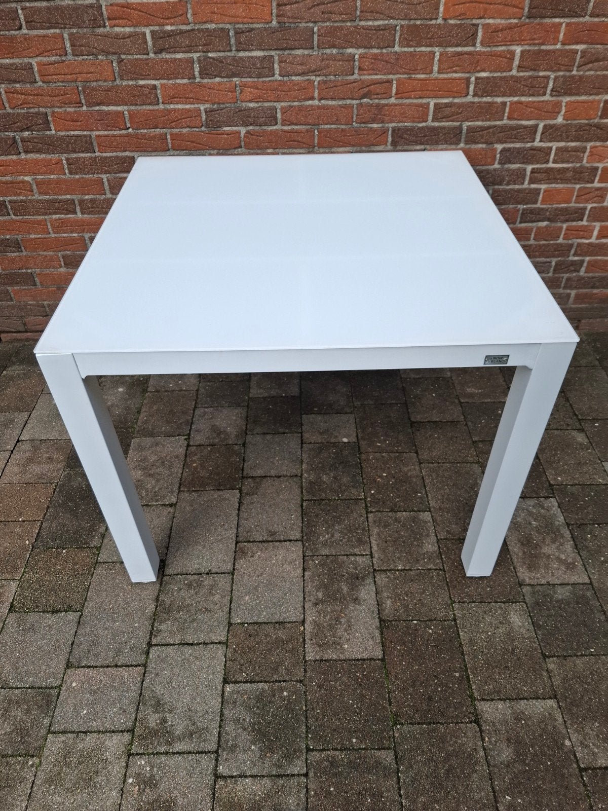 tafel voor buiten en binnen., Tuin en Terras, Ophalen, Zo goed als nieuw, Rechthoekig, Kunststof