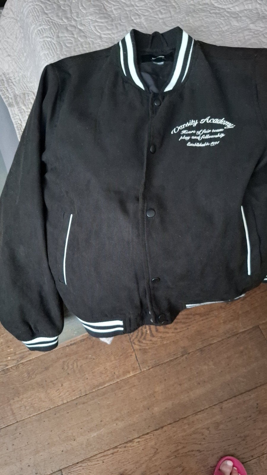 Zwart Varsity Academy Bomberjack - Maat s, Ophalen, Maat 48/50 (M), Zwart, Zo goed als nieuw