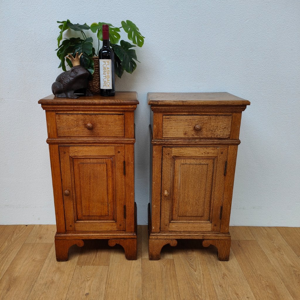 Set eikenhouten Vintage Antieke nachtkastjes bijzetkastjes, Ophalen, Valkenswaard, Minder dan 45 cm, Info@flashbackfurniture.nl