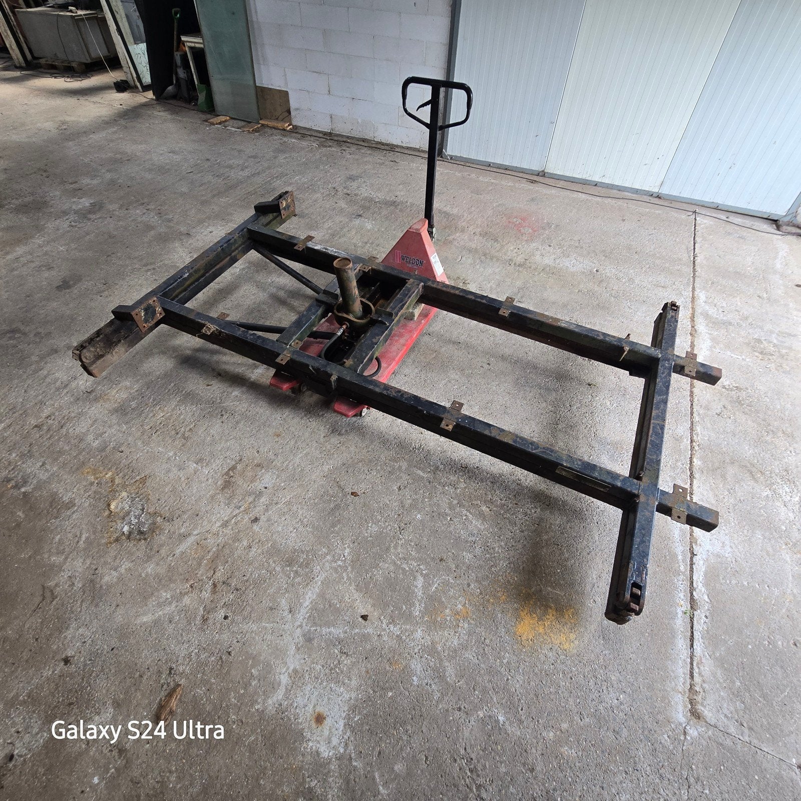 Hydroliek kiep frame met cilinder, Ophalen