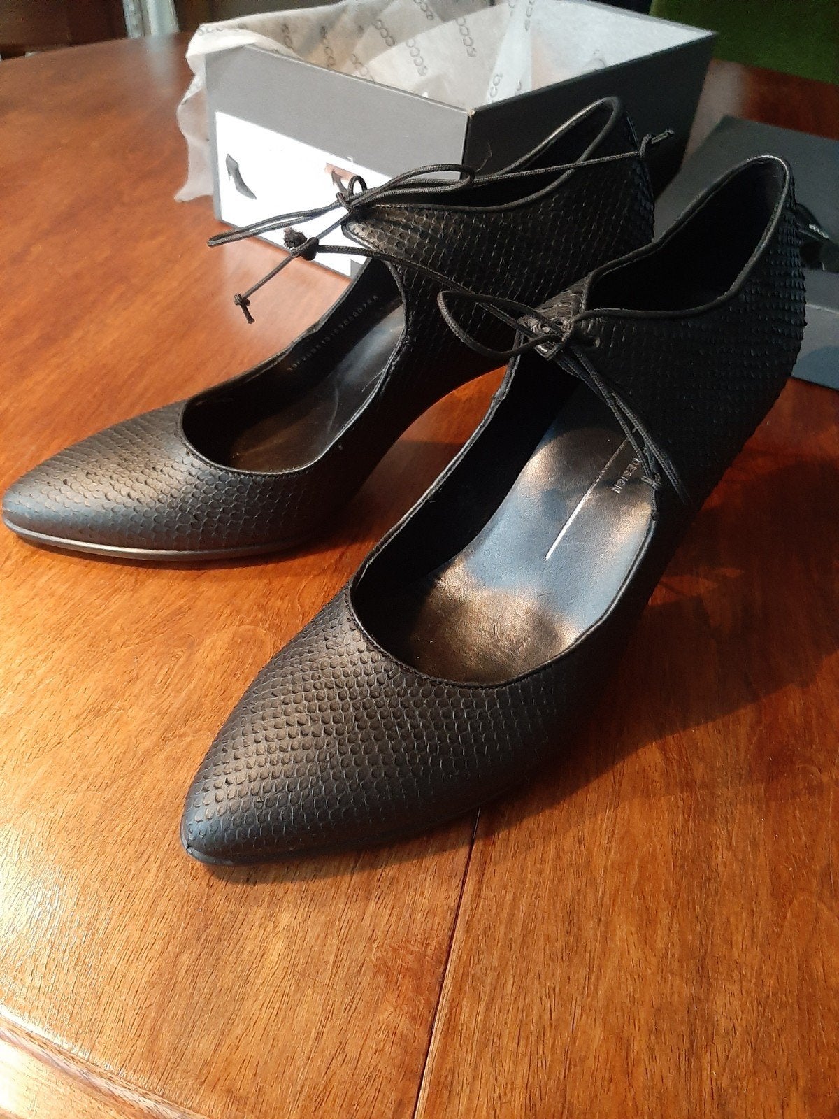 Nieuw!!! Mt 39, Zwart Leer Slangenmotief, Pump, Ecco, Kleding | Dames, Schoenen, Ecco, Pumps, Zwart, Nieuw