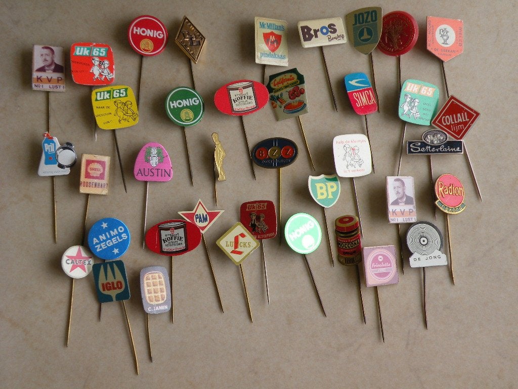 Speldjes. Vintage. 38 Stuks., Verzamelen, Ophalen of Verzenden, Overige typen