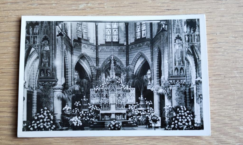 Oude Ansichtkaart St. Willibrorduskerk Amsterdam, Ophalen of Verzenden, Voor 1920, Gelopen, Noord-Holland