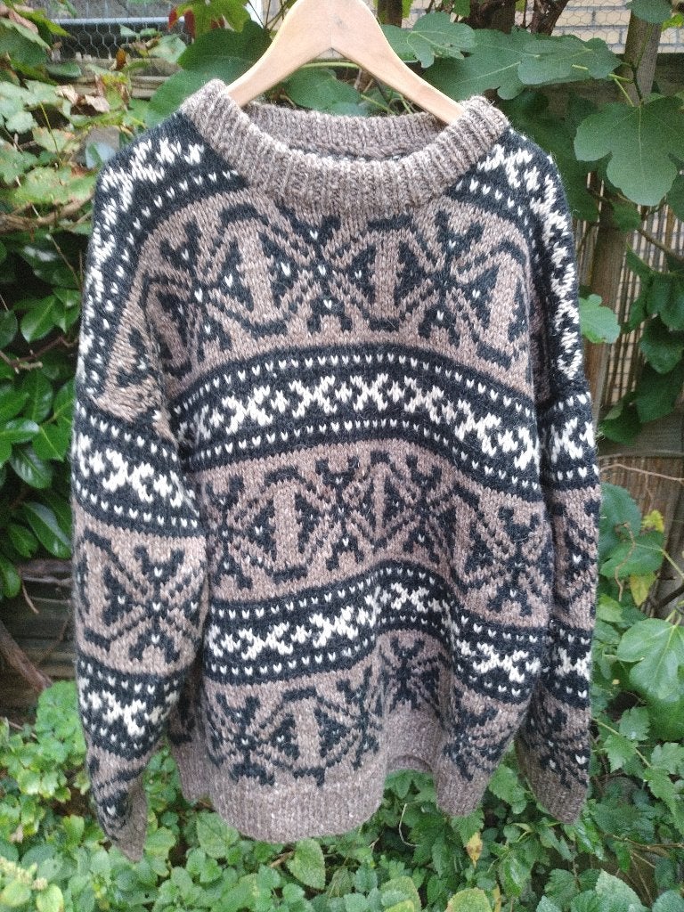 100% wolllen trui, zeer dik. Unisex maat L, XL, Ophalen of Verzenden, Zo goed als nieuw, Maat 42/44 (L), Beige