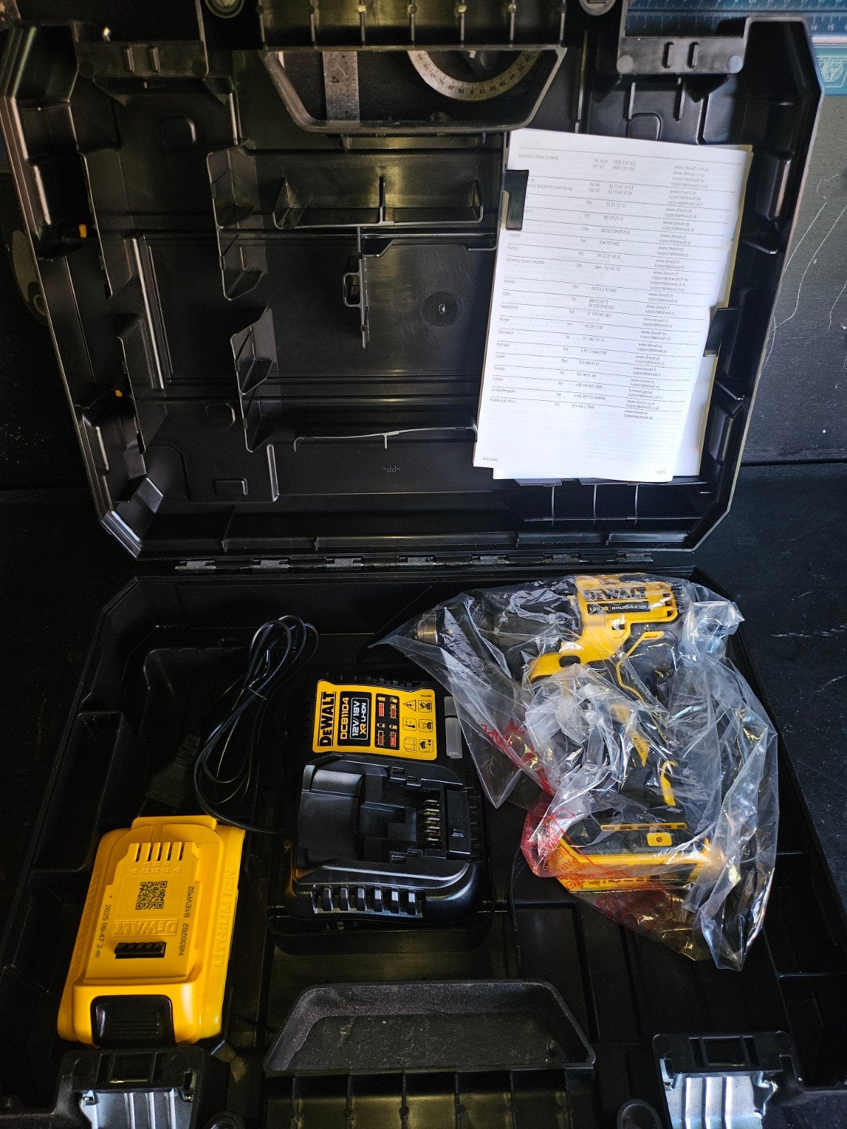 Nieuwe DeWalt DCD709 Boor.- en Schroefmachine 18V XR, Ophalen of Verzenden