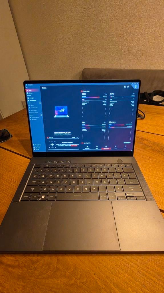 ASUS ROG Zephyrus G14 GA403UI / RTX 4070 / 32GB / 1TB SSD, ADM Ryzen 9, Met videokaart, Asus, 14 inch