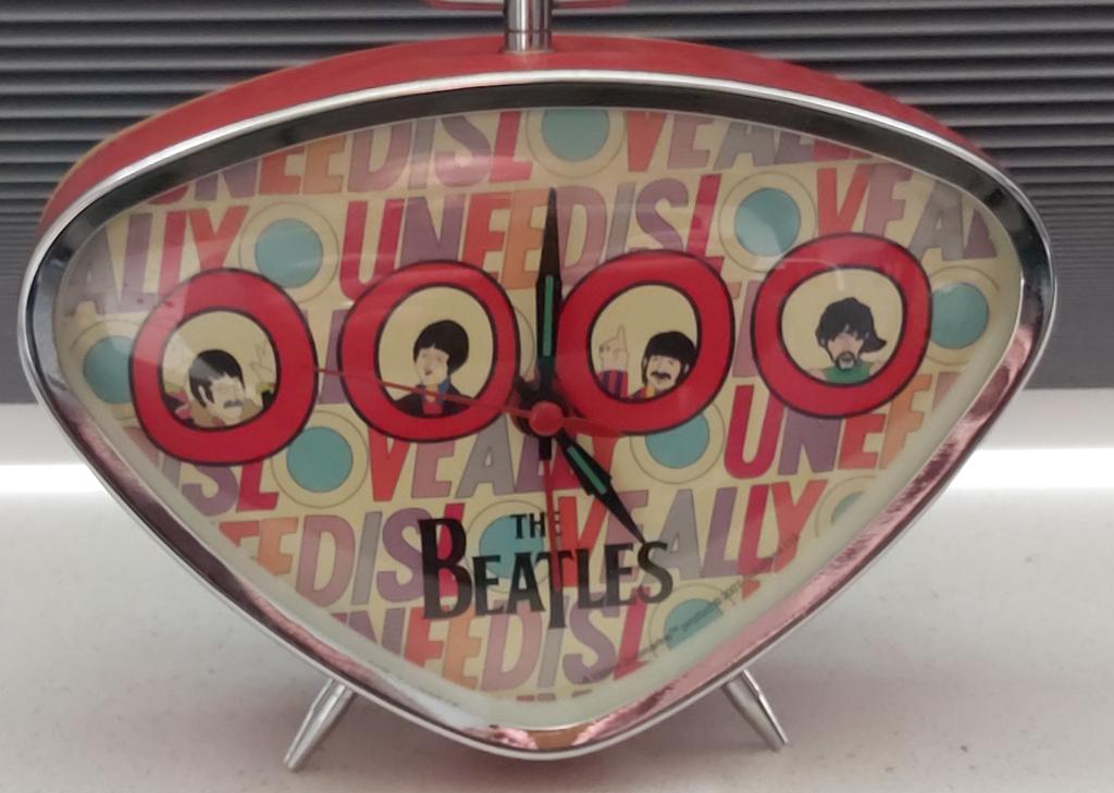 THE BEATLES 2007 Retro Stijl ALARM WEKKER., Ophalen of Verzenden, Nieuw, Gebruiksvoorwerp