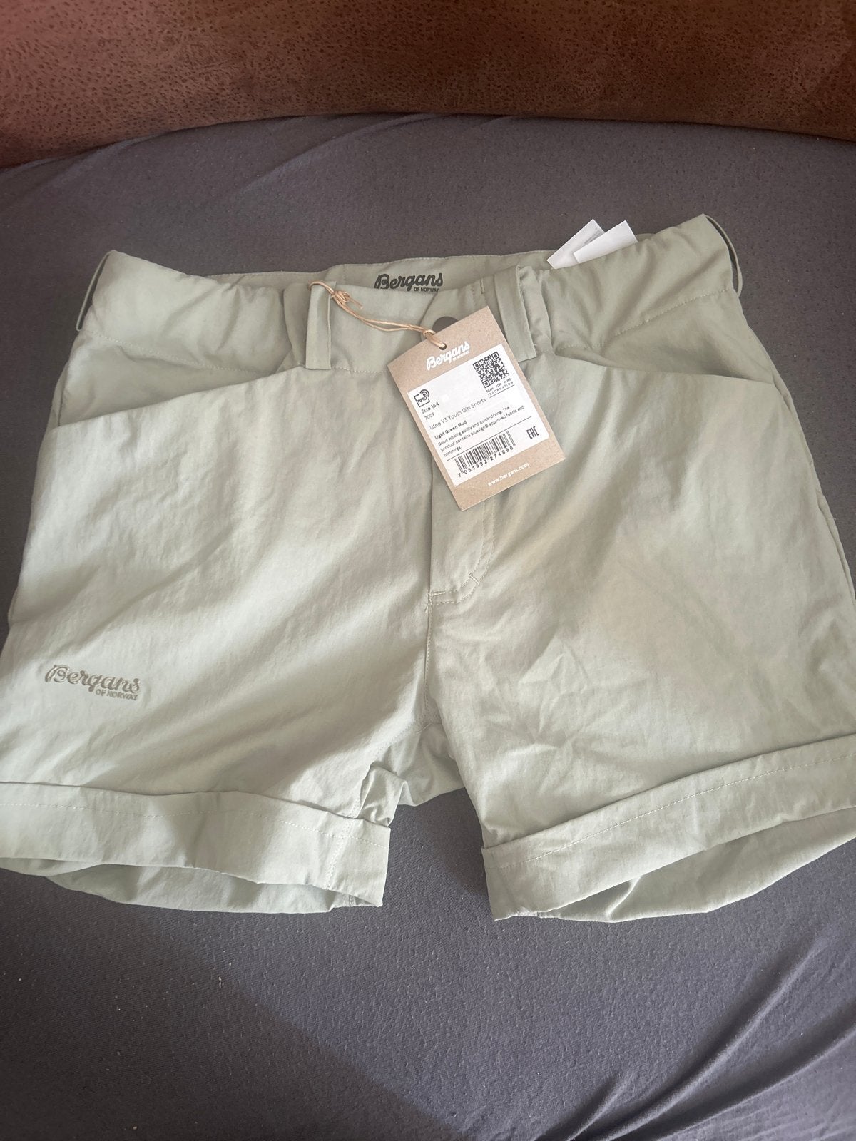 Nieuwe Bergans shorts voor meisjes, maat 164, Ophalen of Verzenden, Nieuw, Meisje, Broek