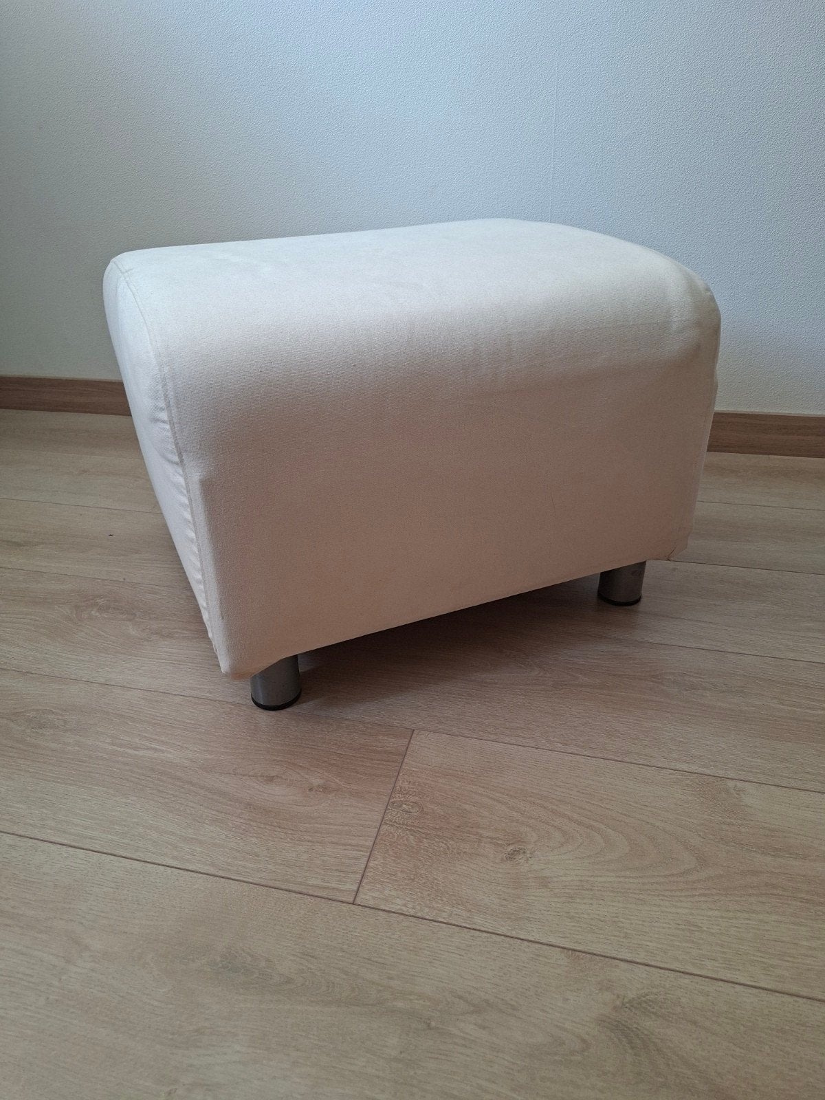 Ikea Crèmekleurige poef/voetenbank, Ophalen, Modern, Comfortabel, Minder dan 50 cm, Minder dan 50 cm