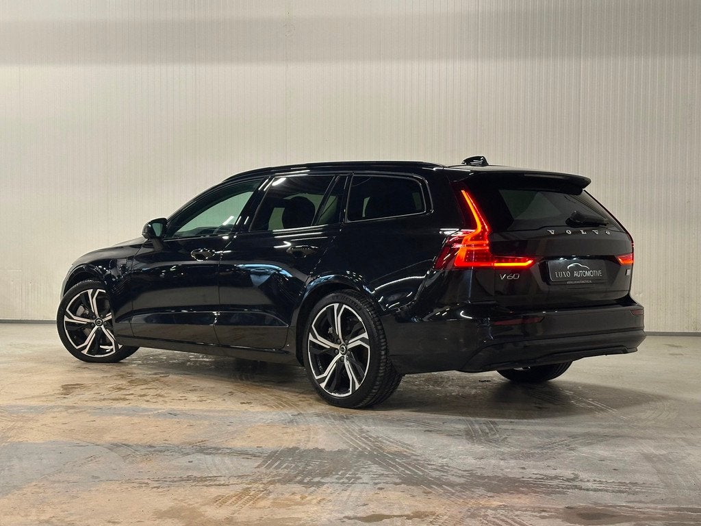 Volvo V60 2.0 T6 Plug-in hybrid AWD Plus Dark | NAP | BLACK, Auto's, Volvo, Automaat, Gebruikt, 4 cilinders, Zwart