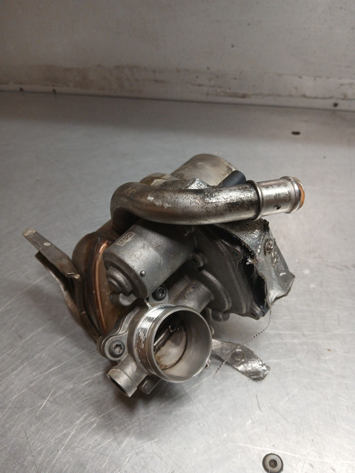VAG VW 04l131512br Egr koeler AGR kühler Skoda 04l131512, Ophalen of Verzenden