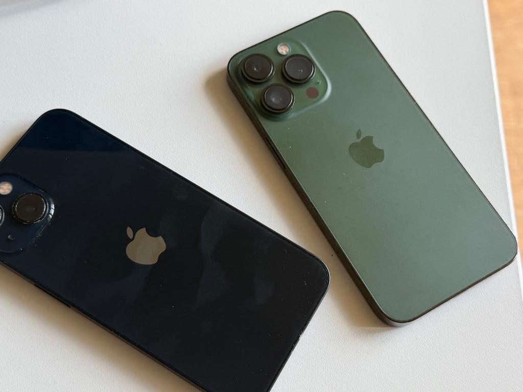 Iphone 13 pro en iphone 13, Telecommunicatie, Mobiele telefoons | Apple iPhone, 128 GB, Ophalen of Verzenden, Zo goed als nieuw