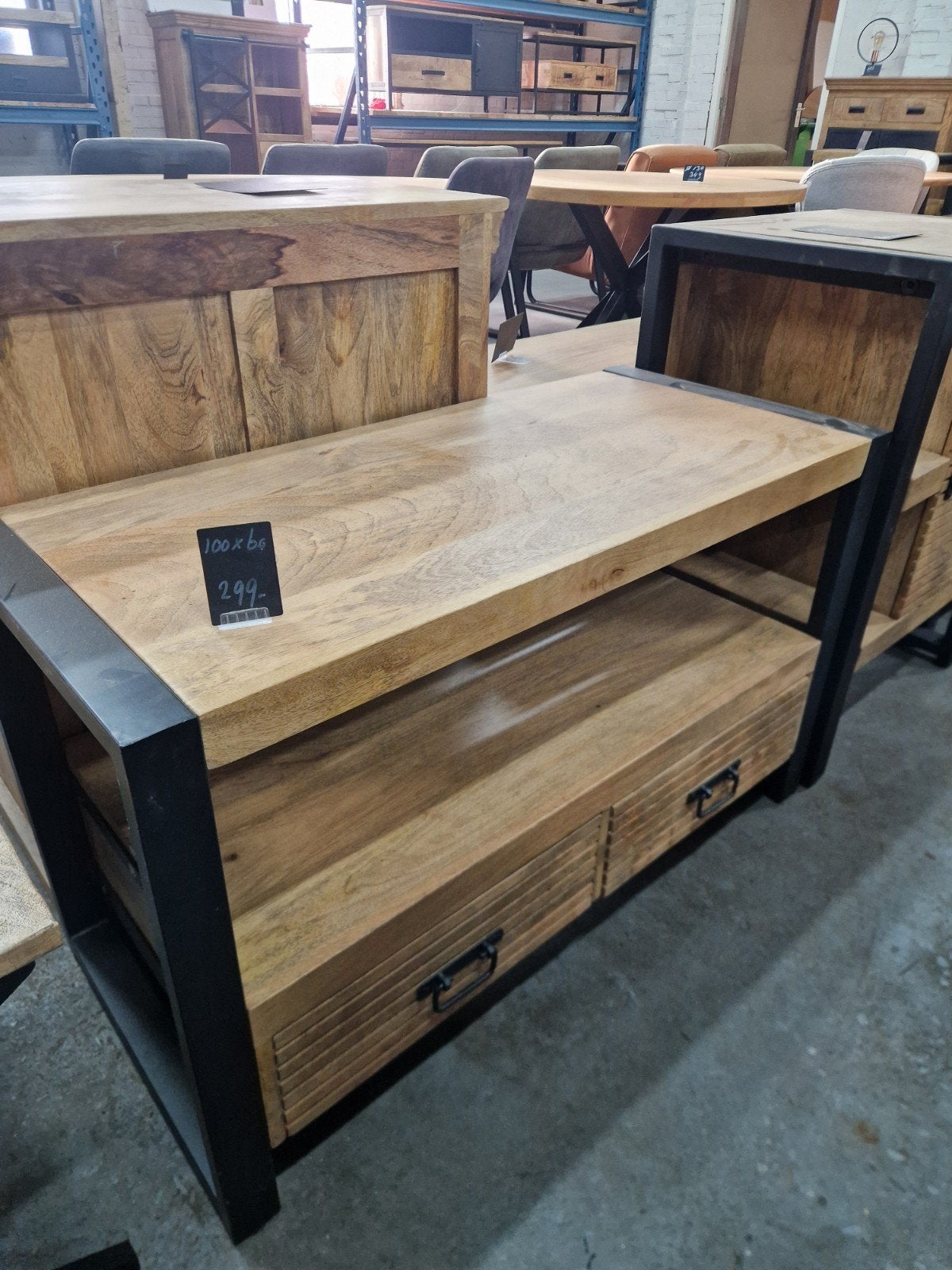 Foto 10 van Mooie nieuwe mangohouten tv-kasten
