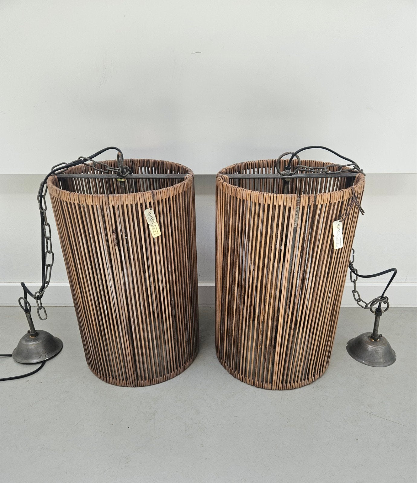 Set van 2 originele Hoffz Mazu hanglampen (leder) Japandi, Ophalen