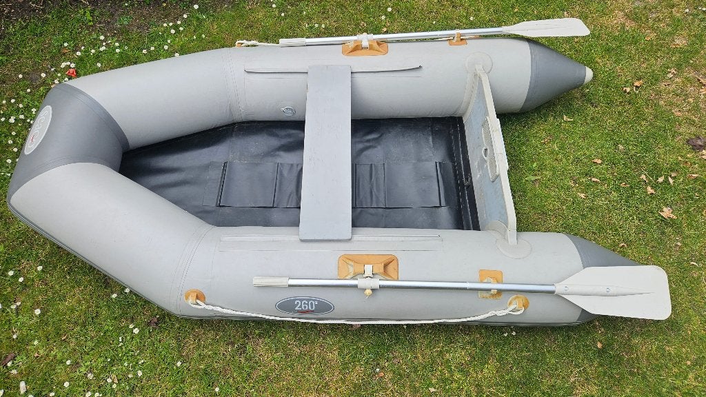 Bijboot, nette rubberboot compleet met buitenboordmotor, Ophalen, Gebruikt, Overige typen