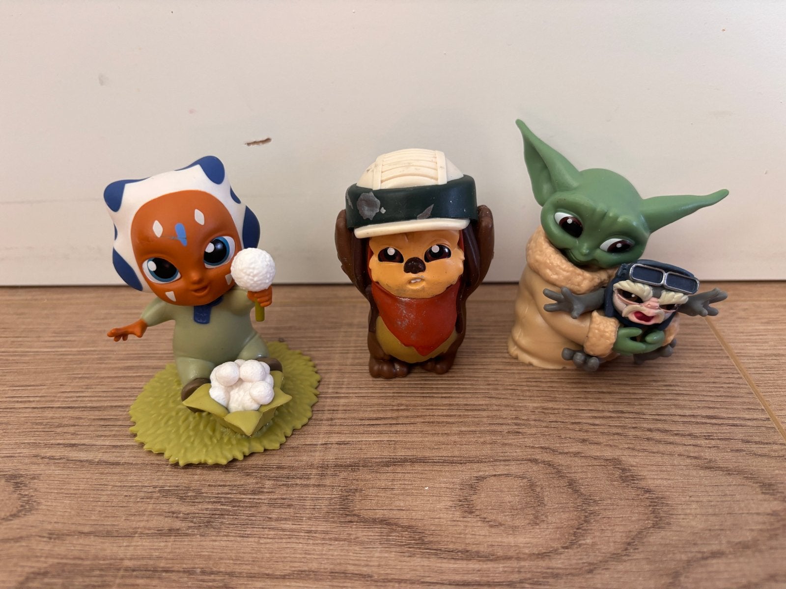 Star Wars Figuurtjes: Ahsoka, Ewok en Grogu met Porg, Verzamelen, Star Wars, Ophalen of Verzenden, Zo goed als nieuw, Actiefiguurtje