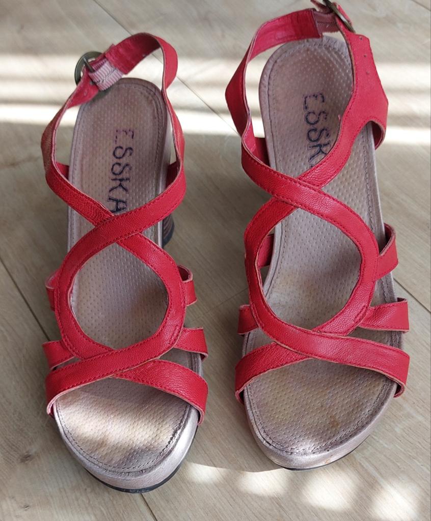leren Esska rode haksandalen maat 38, Kleding | Dames, Schoenen, Esska, Ophalen of Verzenden, Zo goed als nieuw, Schoenen met hoge hakken