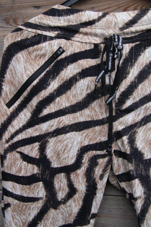 Tregging bruin/ zwart My Pashion mt M Travelstof Vaste prijs, Kleding | Dames, Maat 38/40 (M), Zwart, Ophalen of Verzenden, Zo goed als nieuw