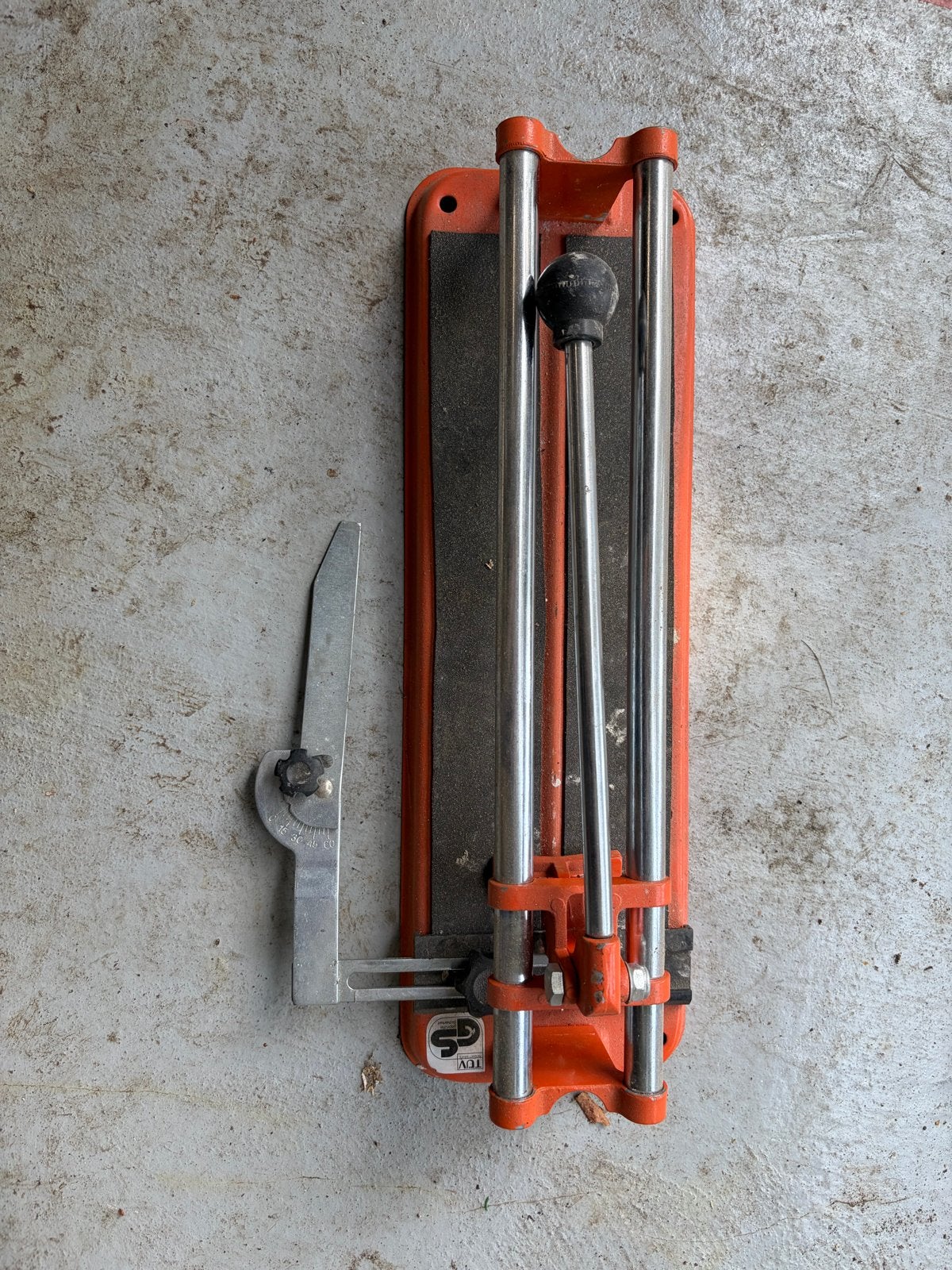 Tegelsnijder - Handig gereedschap voor tegelwerk, Ophalen, Gebruikt, Snijgereedschap, Overige merken