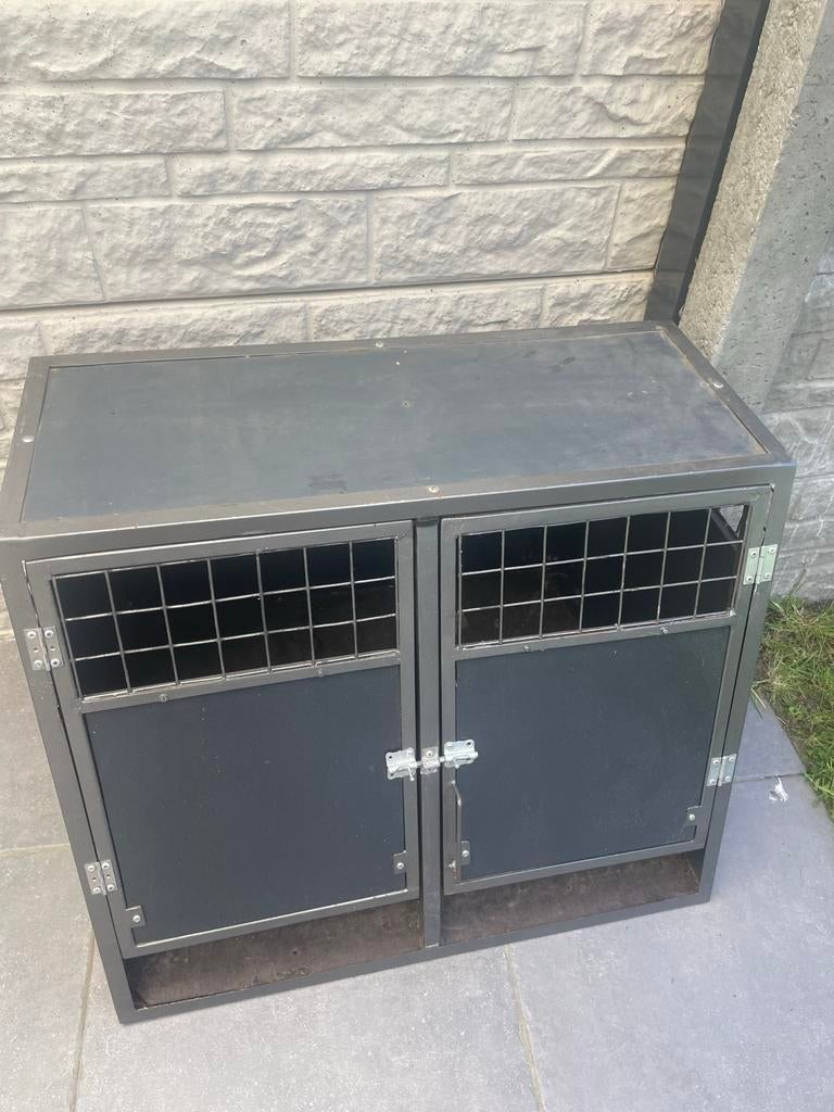 Honden benche, Ophalen