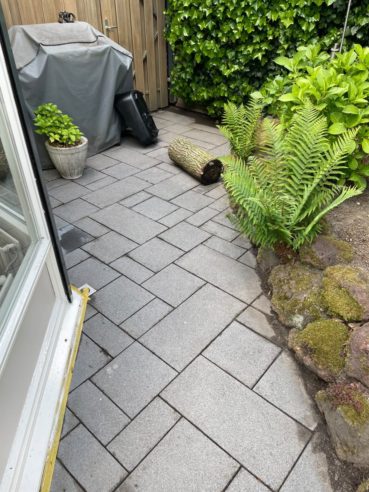 GRATIS antraciet grijze wildverband tegels 40m3, Ophalen, Gebruikt, 10 m² of meer, Beton