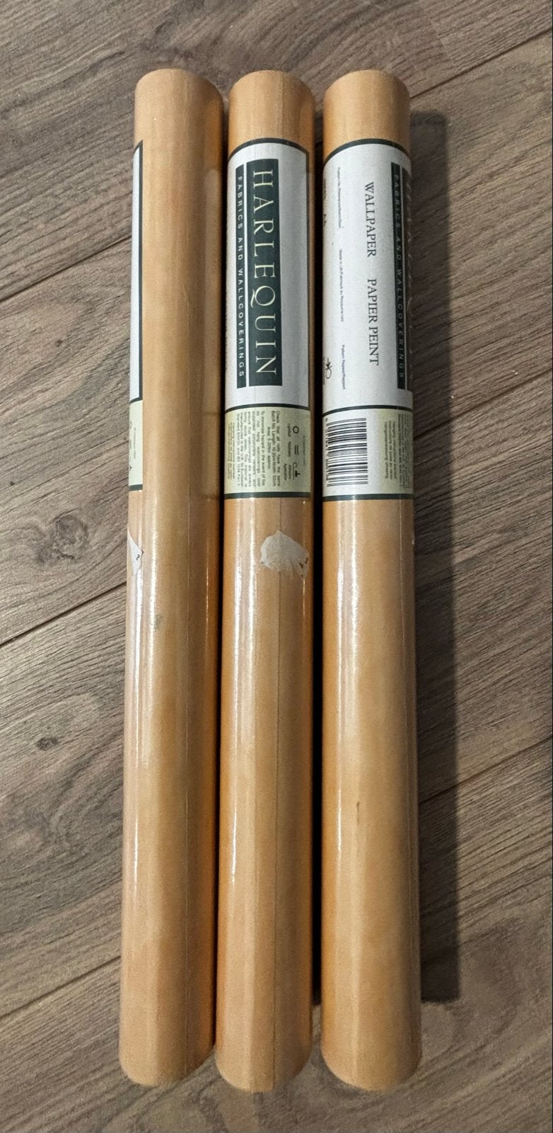 Harlequin Behang - Zalmkleurig Papierbehang, Huis en Inrichting, Ophalen, Effen, Minder dan 5 m², Papierbehang