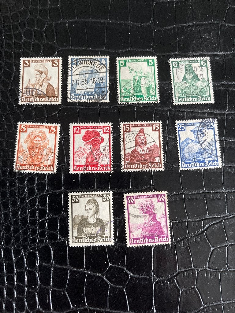 Duitse Rijk klederdrachten 1935, Ophalen of Verzenden, Buitenland