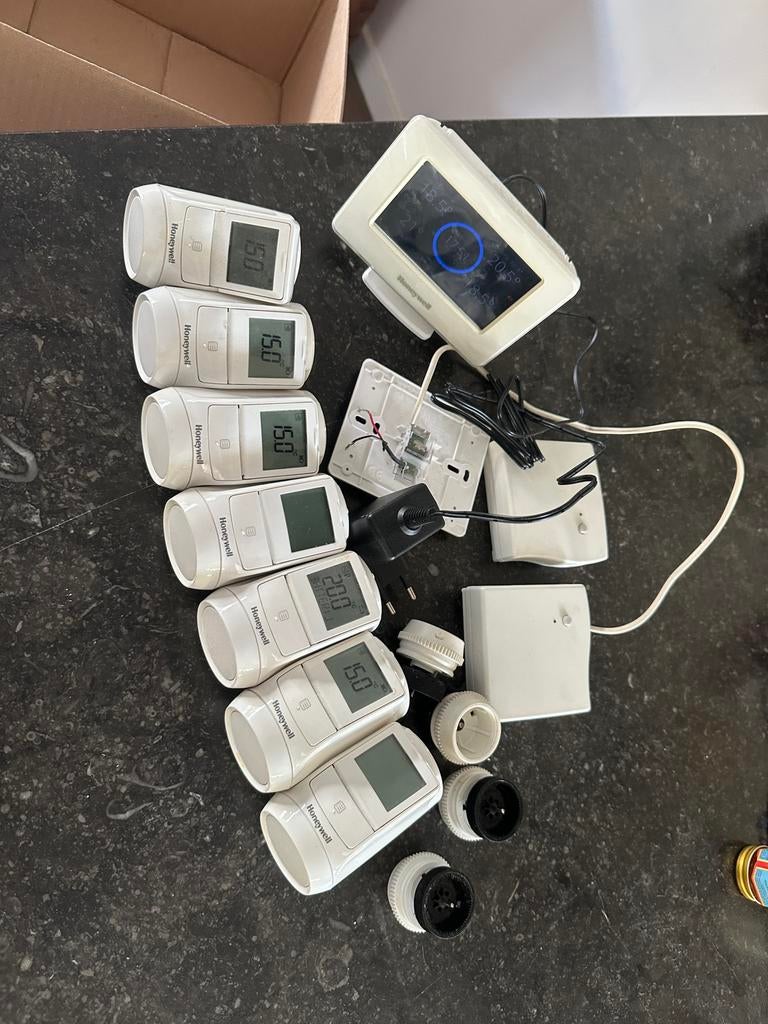 Honeywell Evohome set – 7x slimme zoneregeling, Doe-het-zelf en Verbouw, Thermostaten, Ophalen of Verzenden, Slimme thermostaat