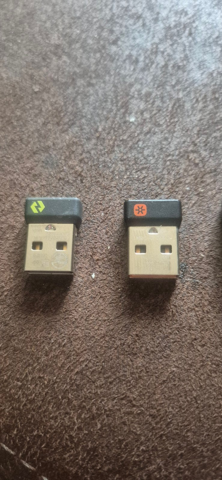 Logitech Unifying USB-ontvangers (meerdere beschikbaar), Ophalen of Verzenden, Gebruikt, Logitech