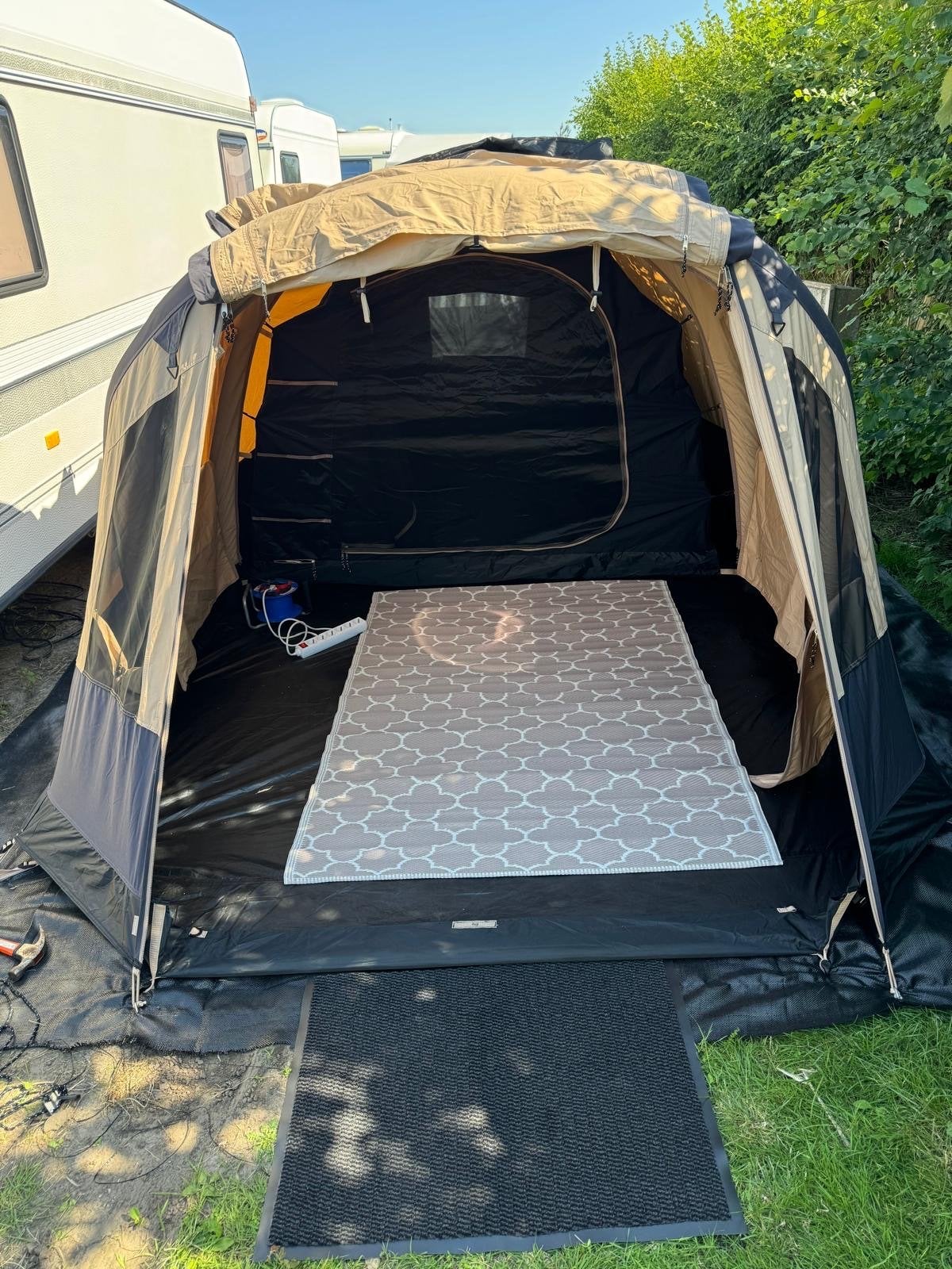 Bardani AirWave 230 TC opblaasbare tent met luifel en extra', Ophalen, Gebruikt, Tot en met 2