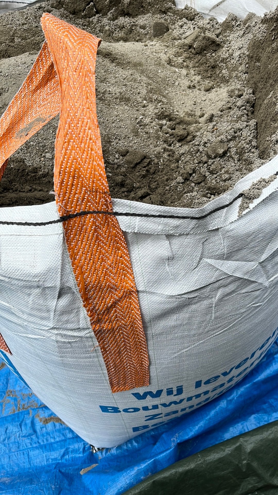 Gratis speci mee te nemen, Tuin en Terras, Zand, Ophalen, Zo goed als nieuw