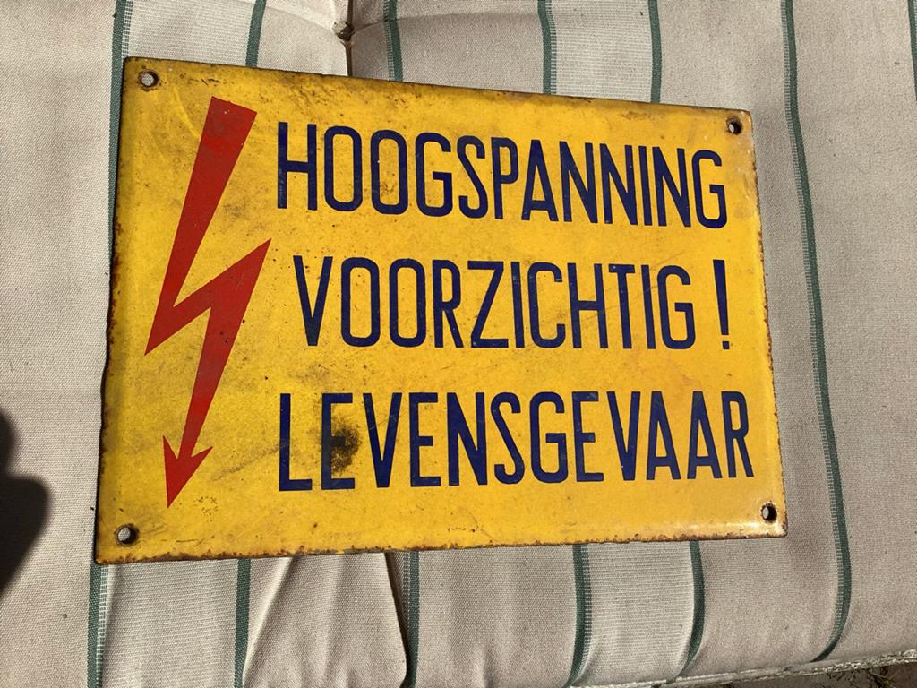 Vintage Hoogspanning Levensgevaar Emaille Bord, Antiek en Kunst, Ophalen of Verzenden