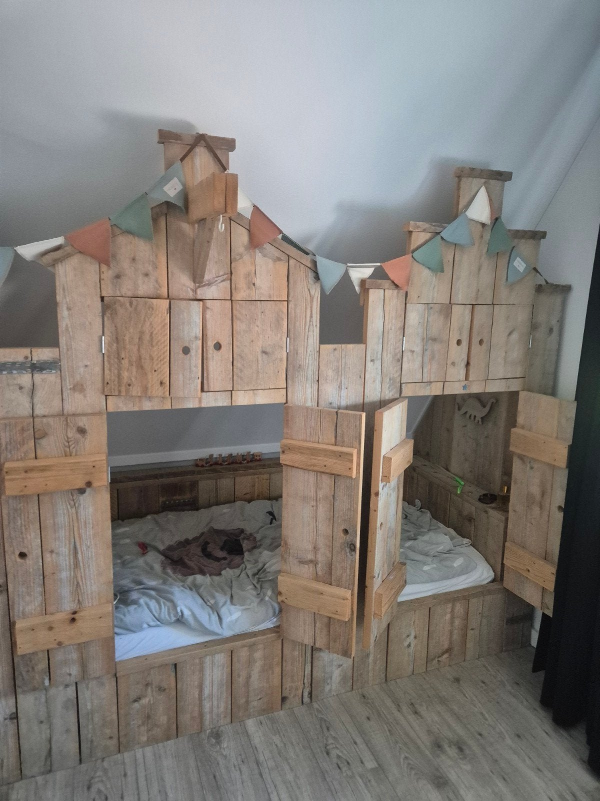 Uniek handgemaakt kinderbed van steigerhout, 85 tot 100 cm, Gebruikt, 180 cm of meer, Ophalen