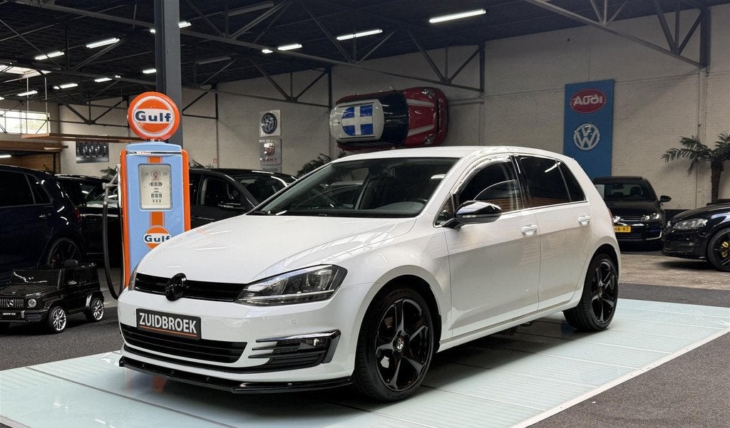 Volkswagen Golf 1.2 TSI Maxton | Xenon | Navi | Cruise | Cli, 86 pk, Gebruikt, 4 cilinders, Navigatiesysteem