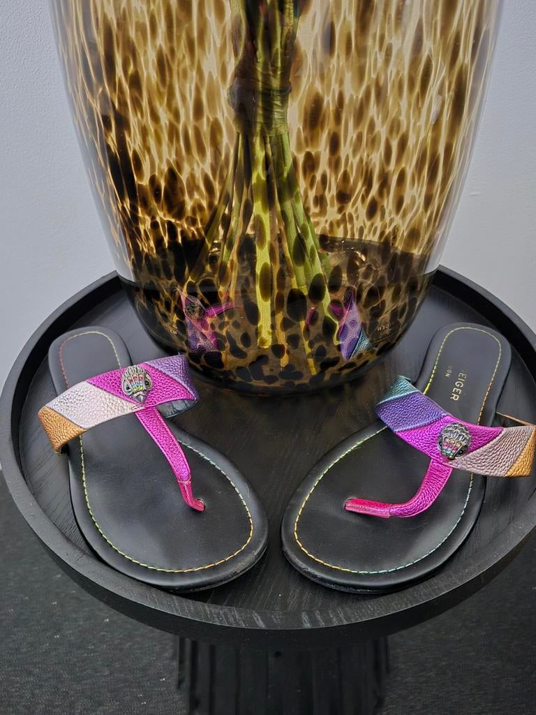 Kurt geiger slippers mast 39, Ophalen of Verzenden, Zo goed als nieuw, Overige materialen