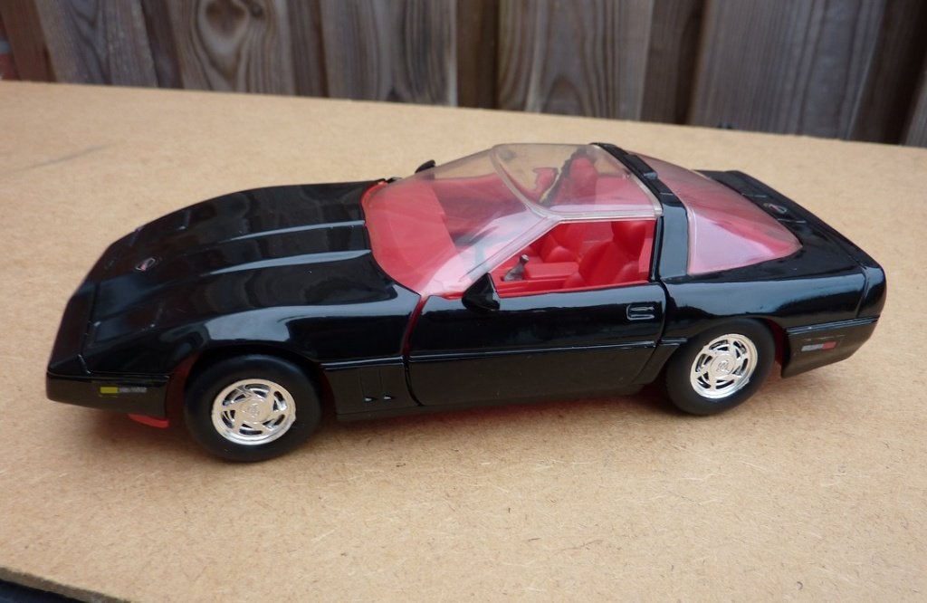Corvette coupe 1:24 ZR1 Revell 1989, Hobby en Vrije tijd, Modelauto's | 1:24, Ophalen of Verzenden, Gebruikt, Auto, Revell