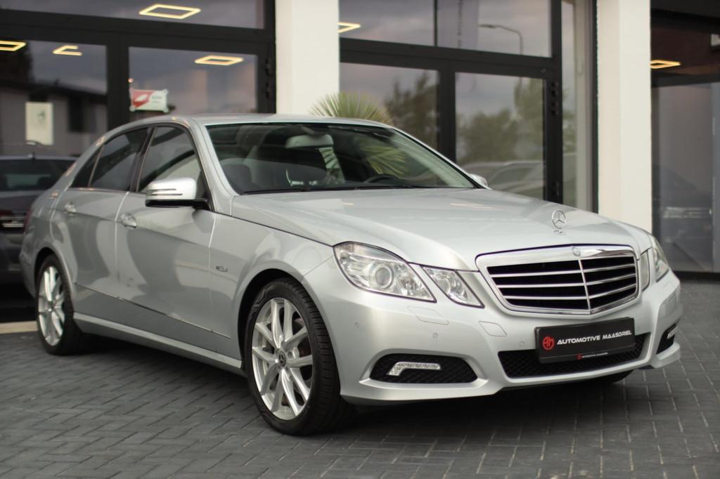 Mercedes-Benz E-klasse 250 CGI Avantgarde|Automaat|Trekhaak|, Auto's, Euro 5, Achterwielaandrijving, Gebruikt, 4 cilinders