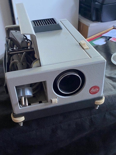 Leitz pradolux diaprojector, Ophalen of Verzenden, Gebruikt
