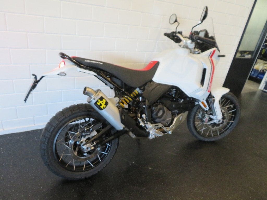 Ducati DESERT X DESERTX NIEUWSTAAT! (bj 2022), Motoren, Motoren | Ducati, Bedrijf, Toermotor, 937 cc